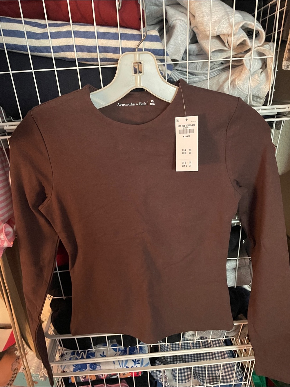 Abercrombie & Fitch Cropped Women's Long Sleeve Crewneck Top - Chocolate Brown
